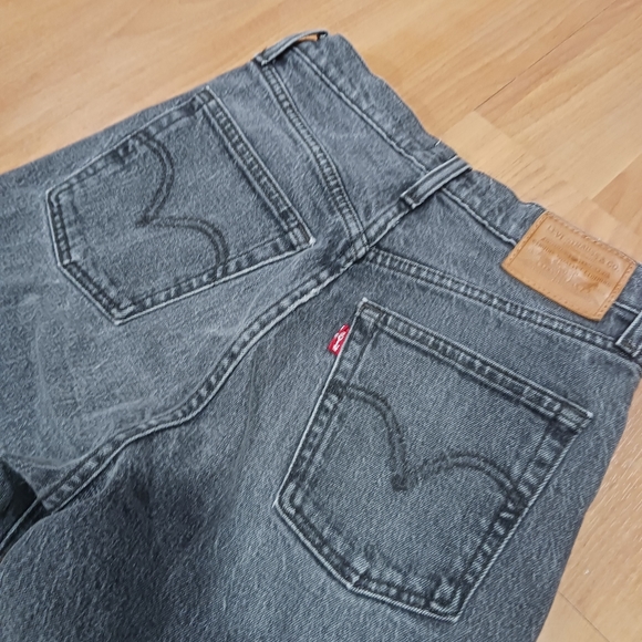 Levi's Ribcage Jeans Size 25 - Picture 6 of 7